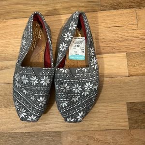 TOMS